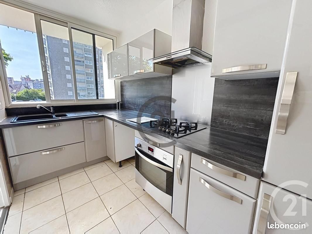 Appartement 4 pièces 76 m² · à Le Mée-sur-Seine · 76 m² · 1 250 €