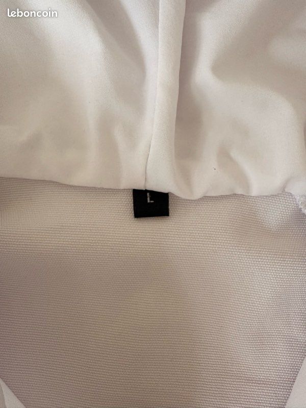 Veste blanche Nike taille L (image 4)