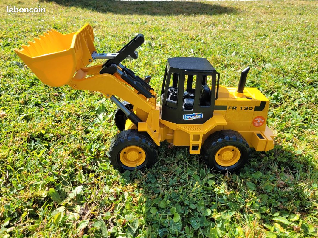Chargeur / bulldozer Bruder (image 2)