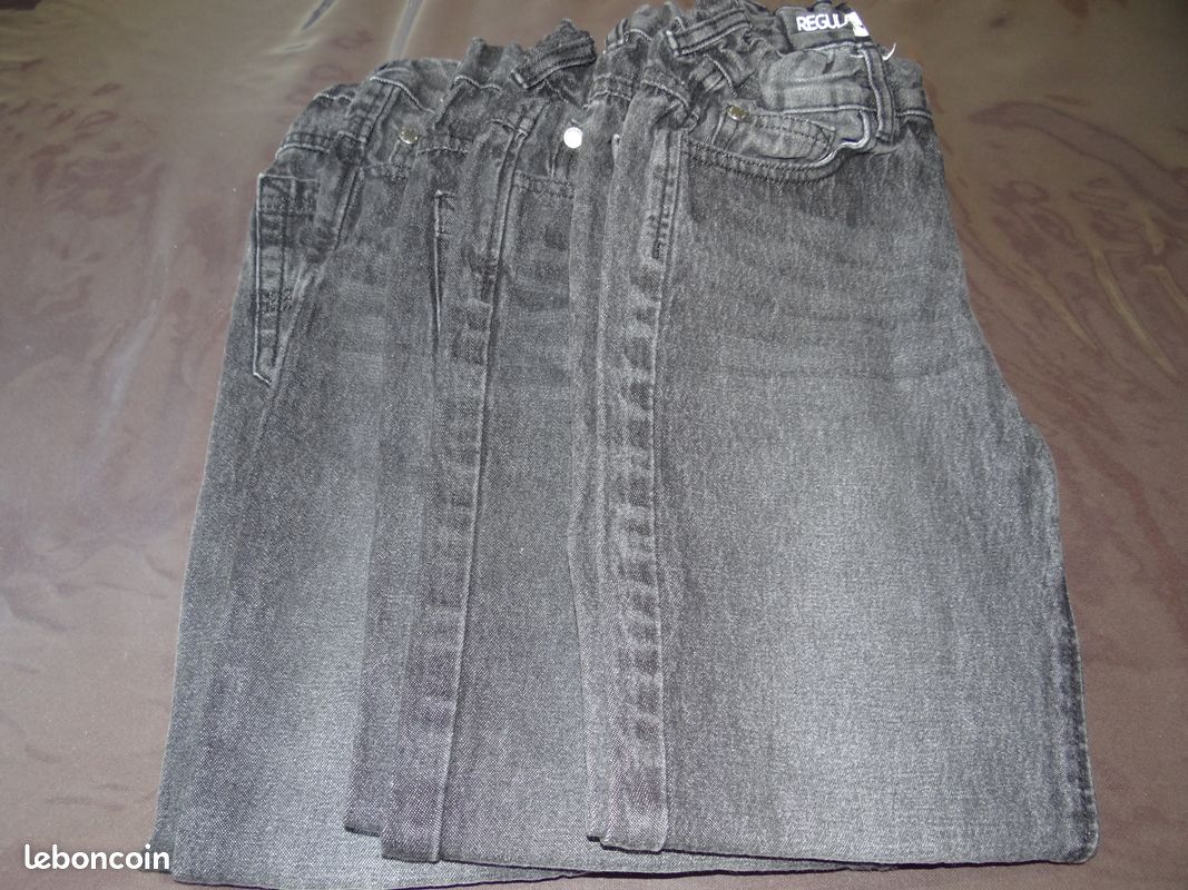 Jeans noirs garçon 10 ans (image 1)