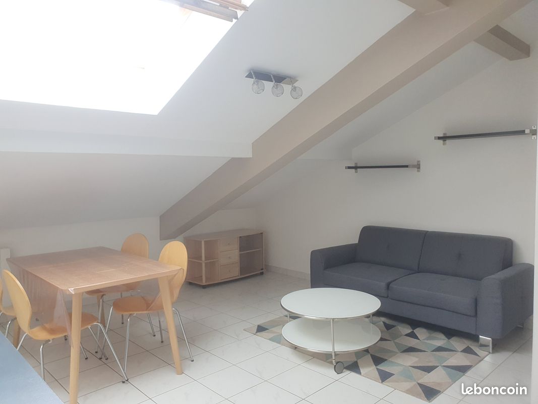 Appartement 3 pièces 40 m² · à Oullins-Pierre-Bénite · 40 m² · 850 €