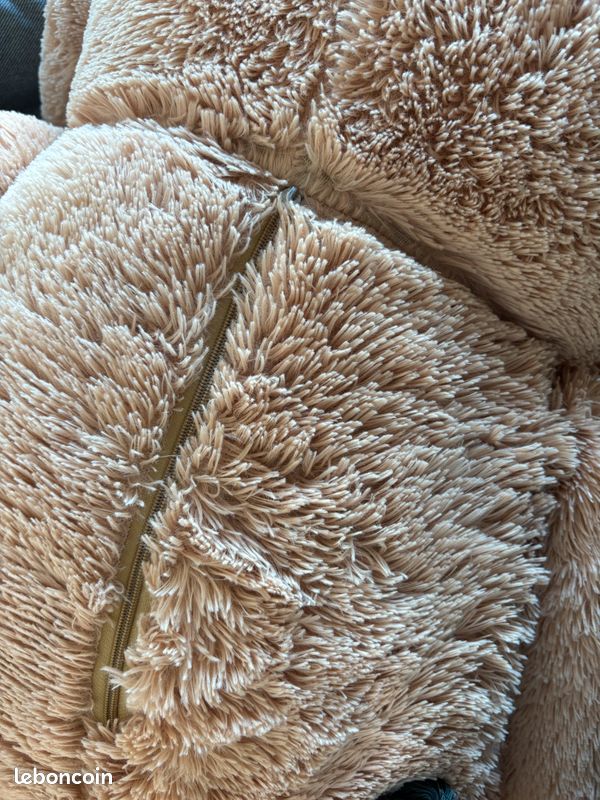 Gros nounours géant 2m- Très bon état (image 2)
