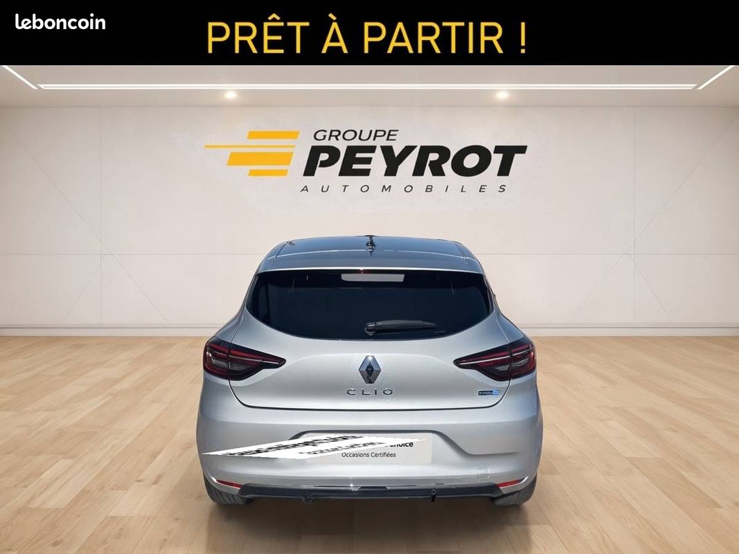 RENAULT Clio E-Tech full hybrid 145 Techno (image 4)