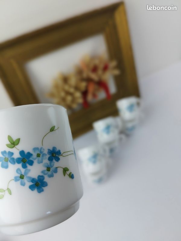 Lot De 2 Grandes Tasses à Thé Arcopal Vintage Bleues - Motif Myosotis Véronica