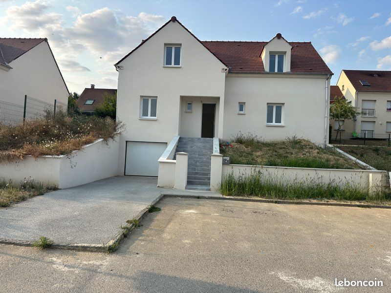 Maison 5 pièces 140 m² · à Pommiers · 140 m² · 250 000 €