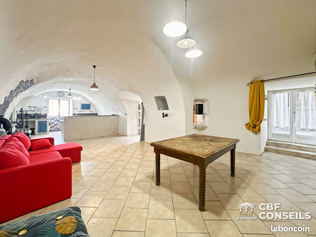 Maison 6 pièces 139 m² · à Antoingt · 139 m² · 154 000 €
