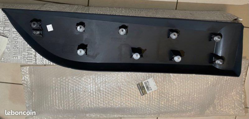 Moulure (garniture, baguette) porte arrière gauche RENAULT SCENIC III 04/09 => 828777002R (image 2)