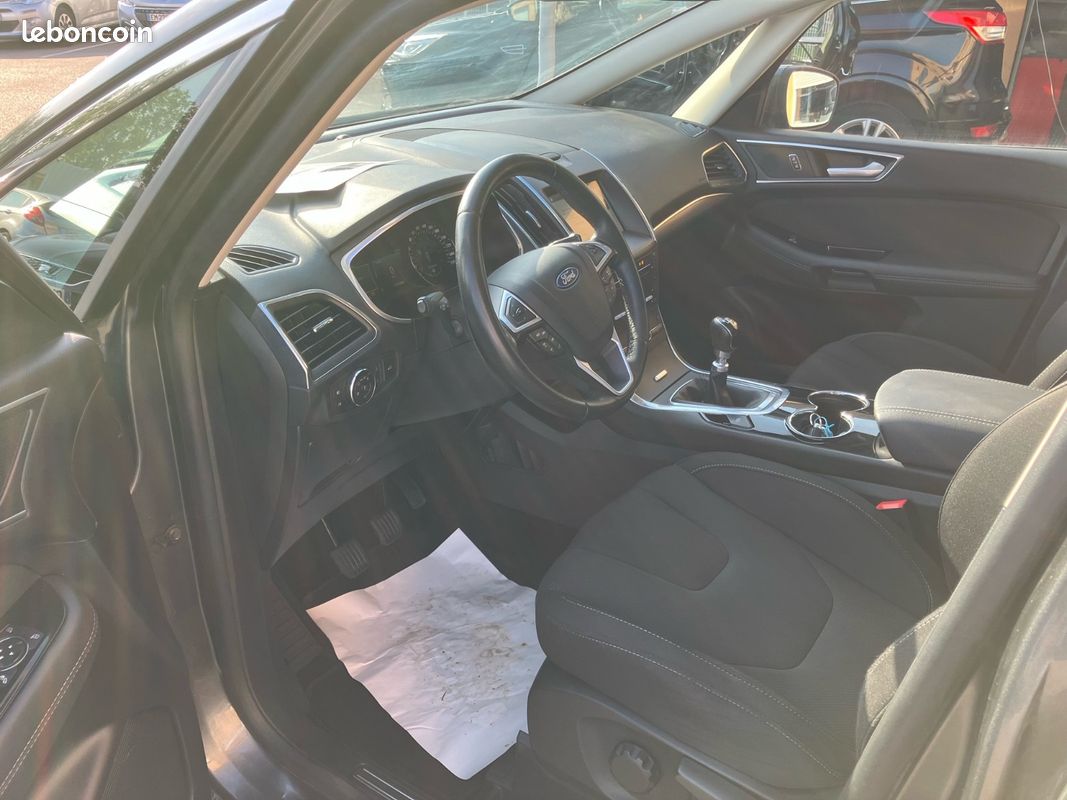 FORD S-MAX 2.0 EcoBlue 150 Ch SS Titanium 7 places (image 5)