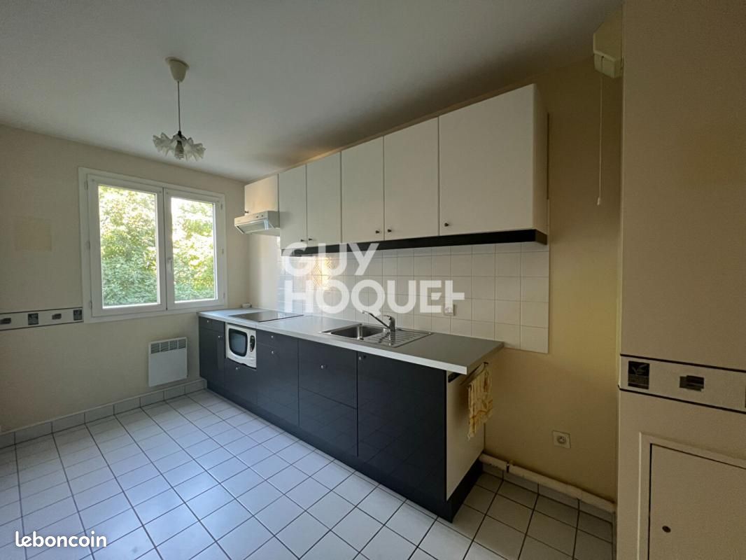 Appartement 2 pièces 52 m² · à L'Hay-les-Roses · 52 m² · 999 €/mois