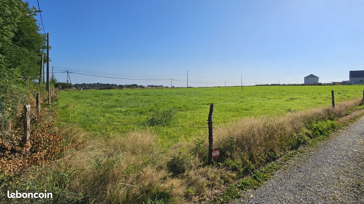 Terrain à bâtir - 568m² · à Tinchebray-Bocage · 12 000 €
