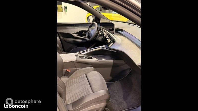 Peugeot 5008 Hybrid 145ch GT Exclusive e-DCS6 (image 12)