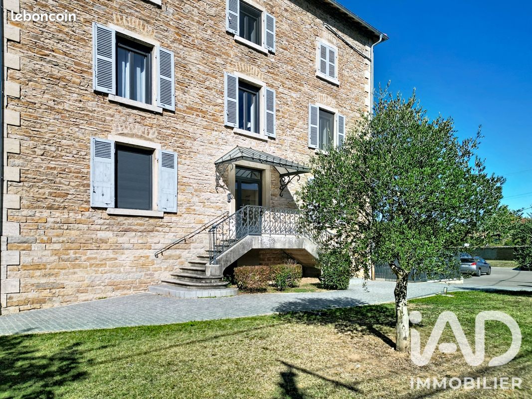 Appartement 3 pièces 65 m² · à Chavanoz · 65 m² · 215 000 €