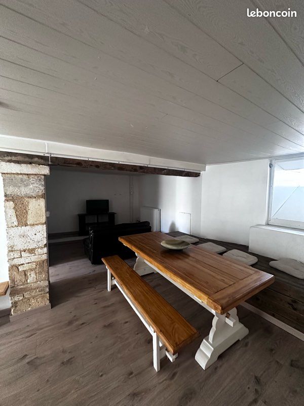 Appartement 3 pièces 60 m² · à Savignac-les-Églises · 60 m² · 650 €