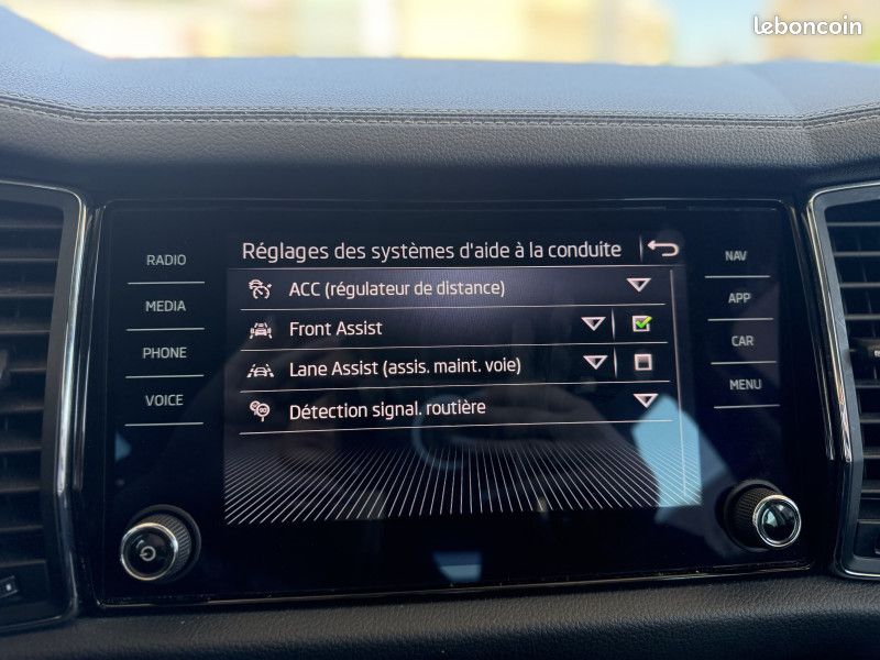 Skoda KODIAQ 1.5 TSI 150CH ACT BUSINESS DSG7 7 PLACES (image 25)