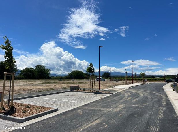 Terrain 290 m² Brouilla