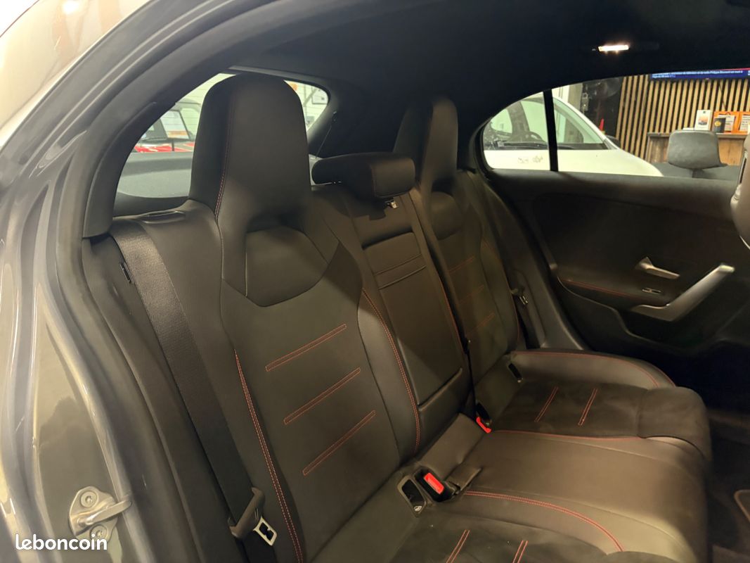 Mercedes-benz classe a 2.0 200 d 150ch amg line 8g-dct toit ouvrant/ sieges elecs chauffants/ camera 360/ pack black (image 24)