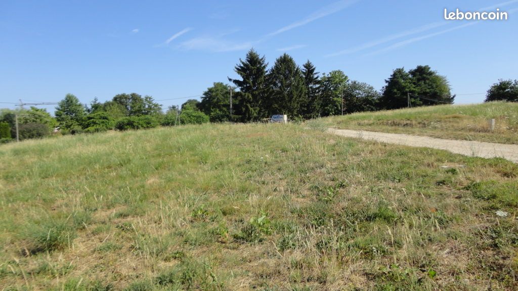 Terrains A VENDRE – VESCOURS « Lotissement Les Acacias » · 45 000 €