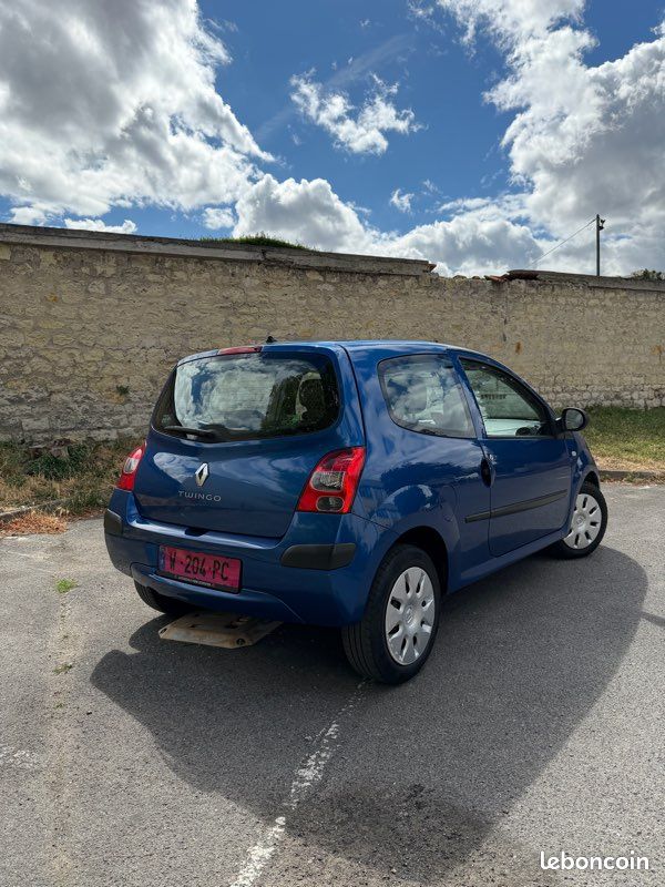 Renault Twingo II – 2009 (image 2)