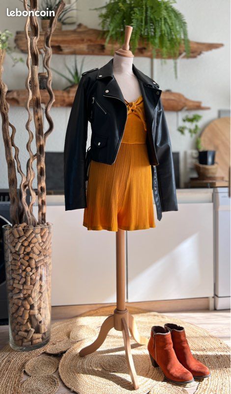 Combishort Jaune Moutarde Ikone Paris Olga – Taille 38, Neuf Avec étiquettes