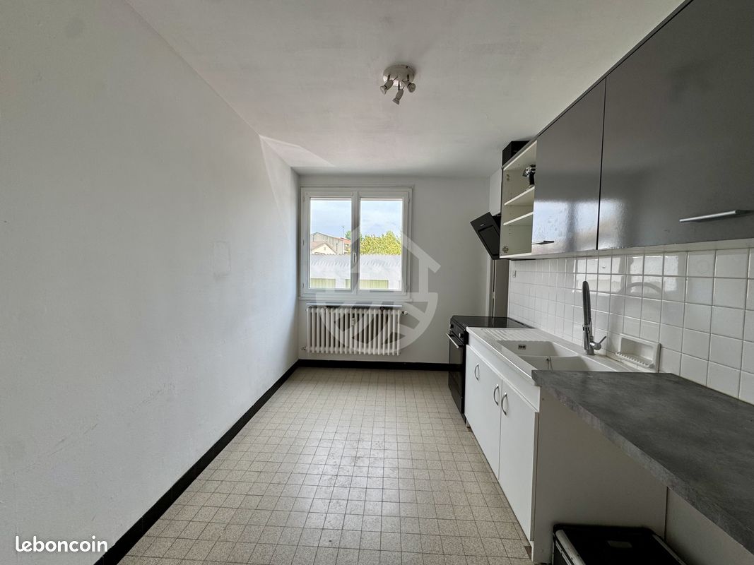 Appartement 3 pièces 73 m² · à Valence · 73 m² · 823 €