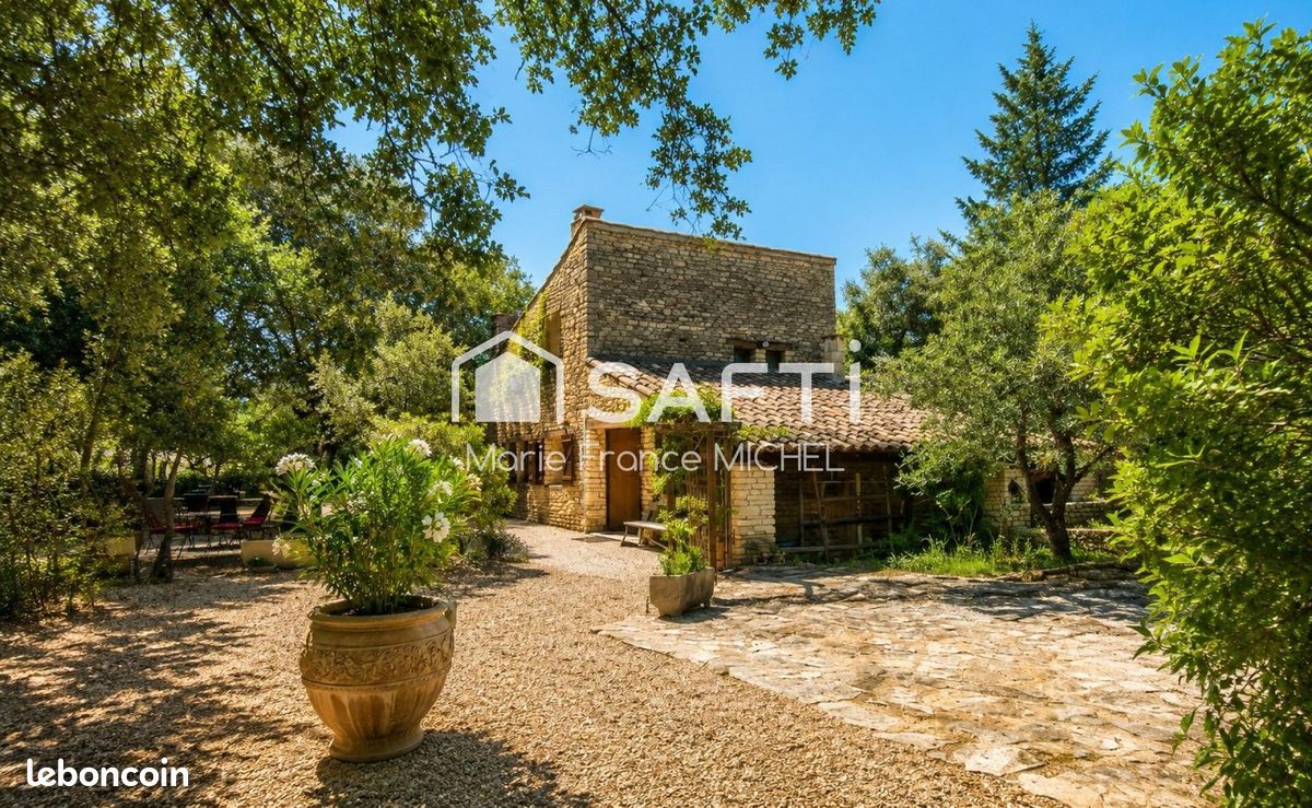Maison 3 pièces 50 m² · à Gordes · 50 m² · 800 000 €