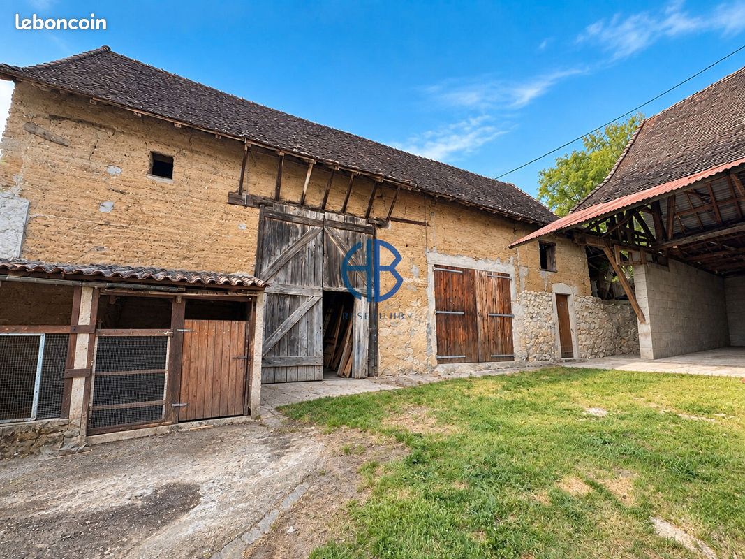 Bâtiment 100 m² BRANGUES · 100 m² · 90 000 €