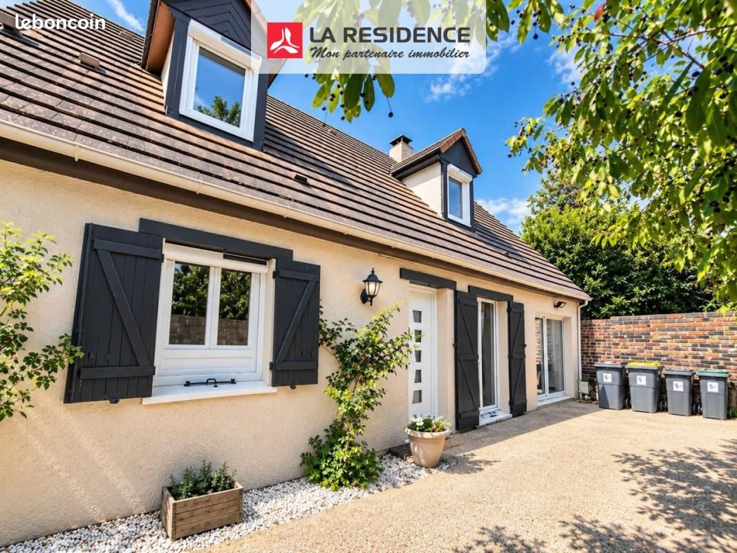 Maison 6 pièces 110 m² · à Carrières-sous-Poissy · 110 m² · 1 790 €/mois
