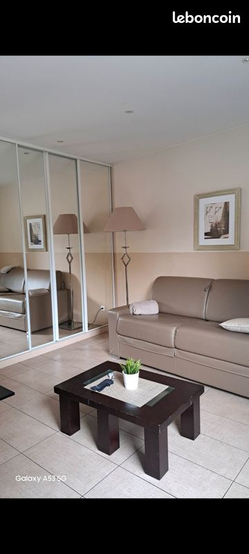Appartement 2 pièces 42 m² · à Cannes · 42 m² · 1 050 €