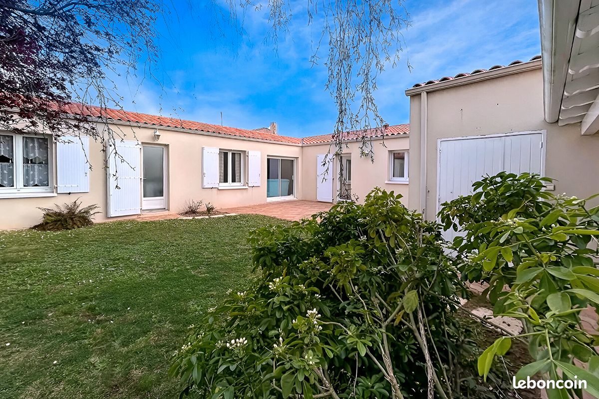Maison 5 pièces 112 m² · à La Jarne · 112 m² · 380 000 €