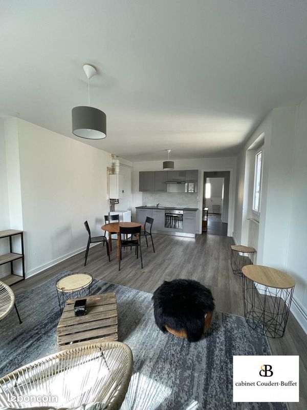 Appartement 2 pièces 45 m² · à Cosne-Cours-sur-Loire · 45 m² · 500 €