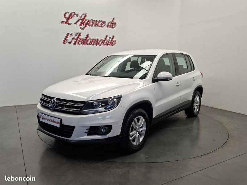 Volkswagen TIGUAN 2.0 tdi 110cv Bluemotion Technologie/Apple Car Play/Caméra/Radar/Régulateur (image 1)