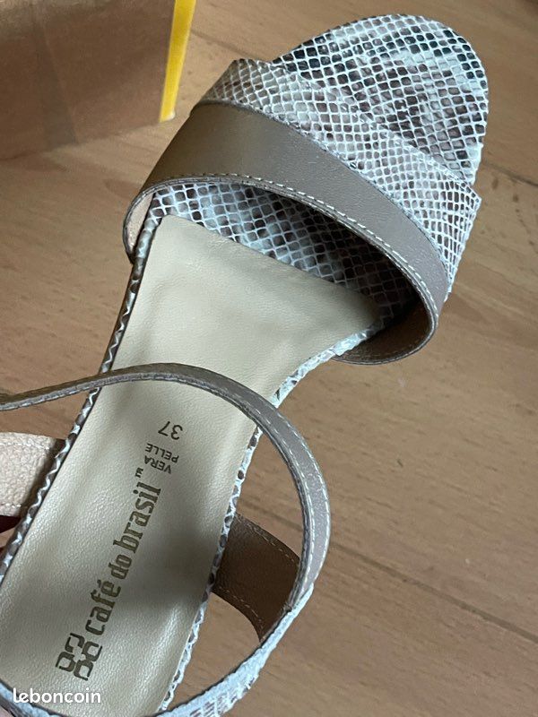 Naturel Fumé Quartz Perre Préceuse Avec 14K Blanc Plaqué Or Argent