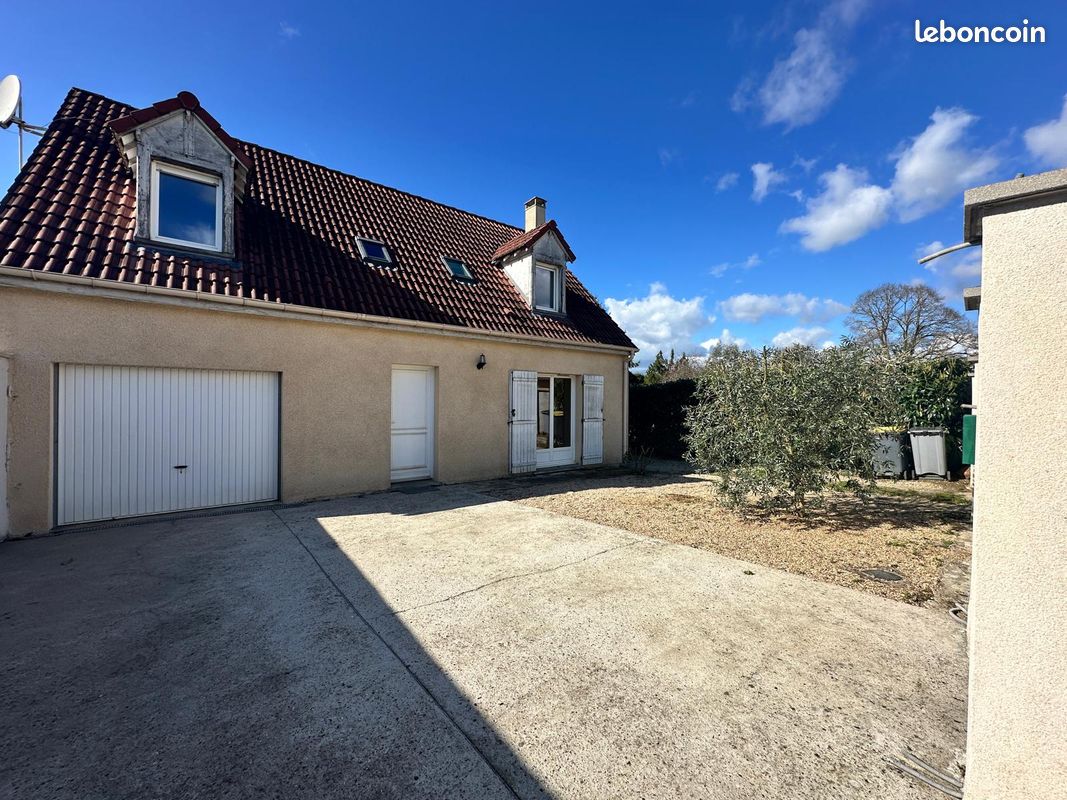 Maison 7 pièces 120 m² · à Villeblevin · 120 m² · 190 000 €