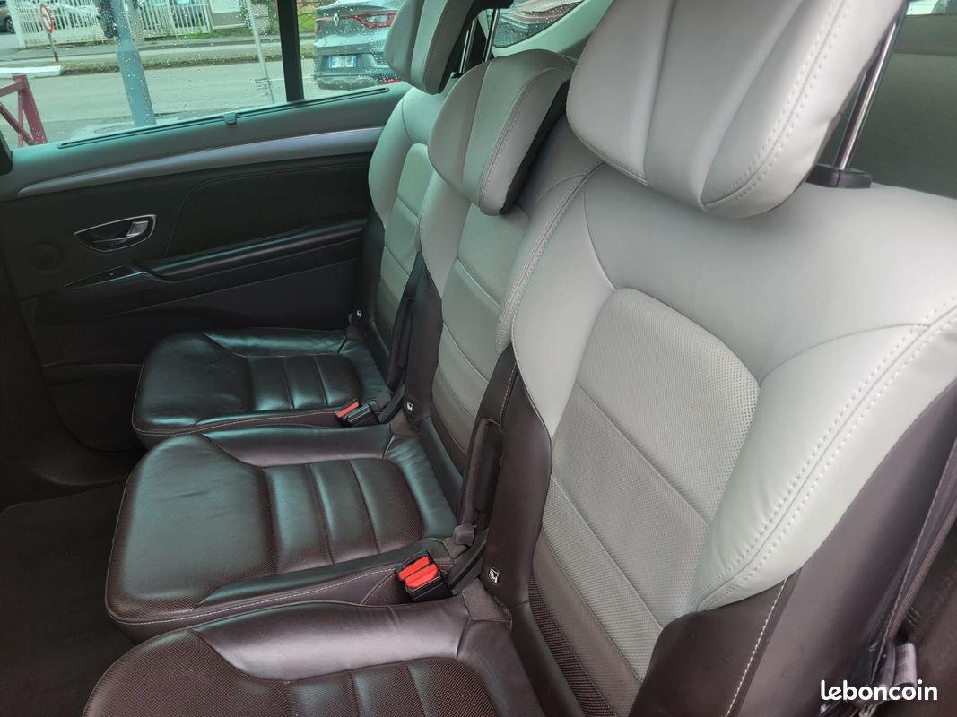 RENAULT ESPACE V dCi 160 Twin Turbo Initiale Paris EDC/GPS/CUIR/CAMERA (image 8)