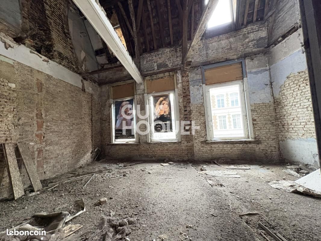 Immeuble 160 m² · à Douai · 160 m² · 212 000 €