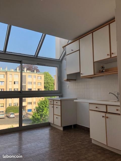 Appartement a louer saint-germain-en-laye - 2 pièce(s) - 67 m2 - Surfyn