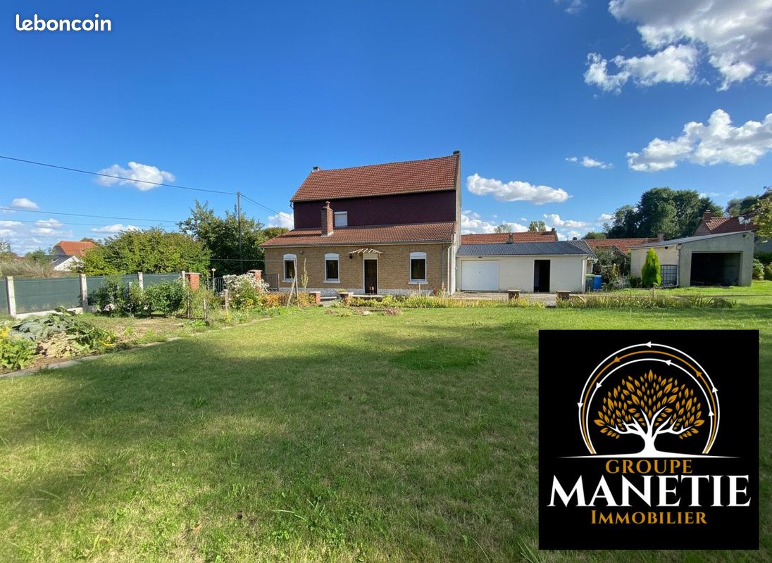 Maison 6 pièces 136 m² · à Courcelles-le-Comte · 136 m² · 179 500 €