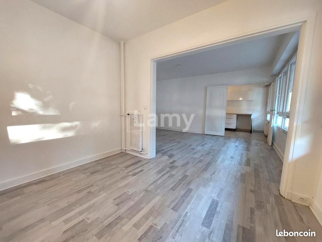 Appartement 4 pièces 79 m² · à Reims · 79 m² · 1 015 €