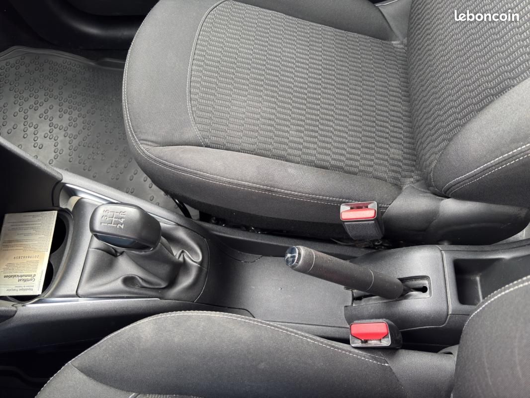 Peugeot 208 BUSINESS 1.6 BlueHDi 75ch S&S BVM5 Active Business - Garantie 6 mois (image 19)