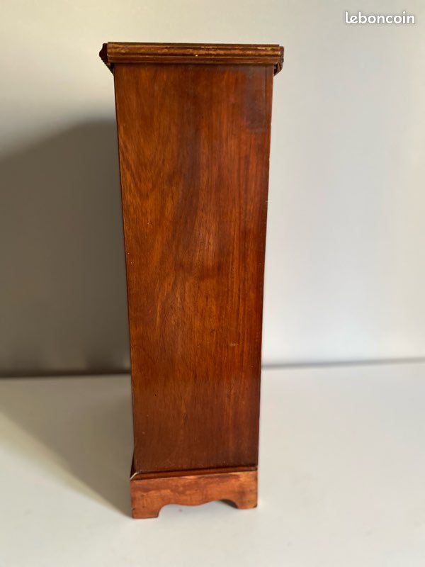 Petite armoire fait maison (image 3)