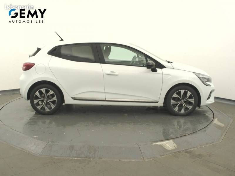 Renault Clio TCe 90 Evolution (image 4)