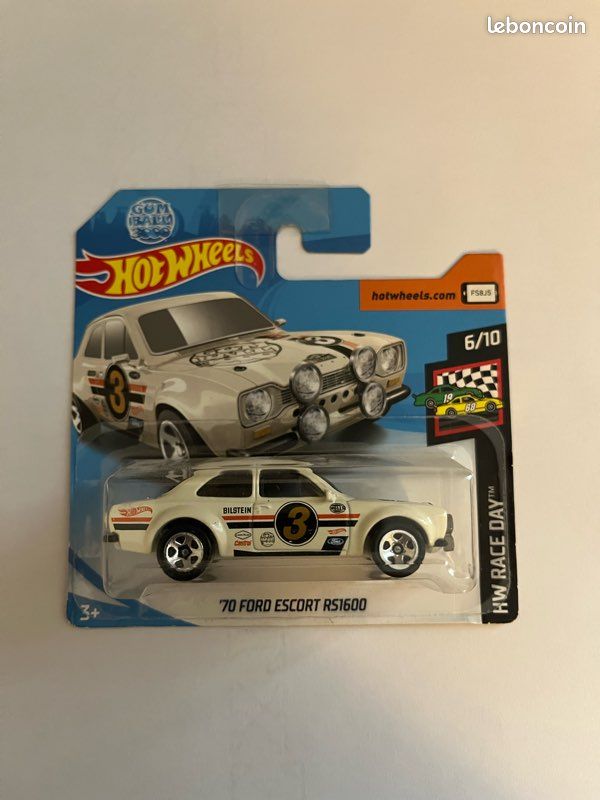 Hot Wheels 1/64 _2018 Super Treasure Hunt_ Ford Escort RS Hot Wheels 1/64 _2018 Super Treasure Hunt_ Ford Escort RS