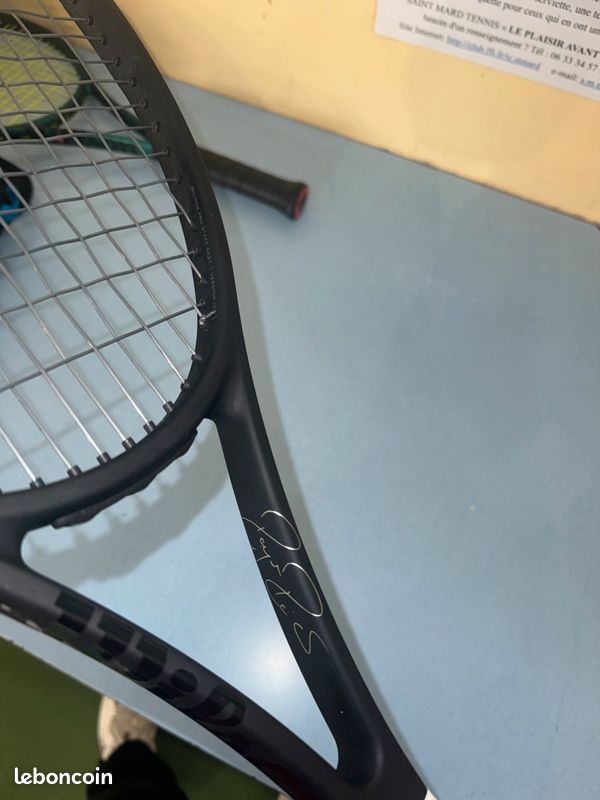 Raquette Wilson Pro Staff RF97 - 340g - Poignée 4 3/8 - Occasion