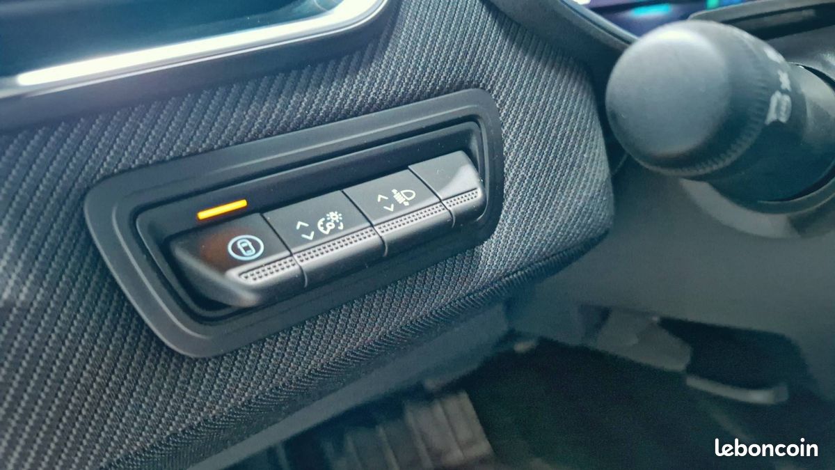 Renault clio v esprit alpine full hybrid e tech (image 20)
