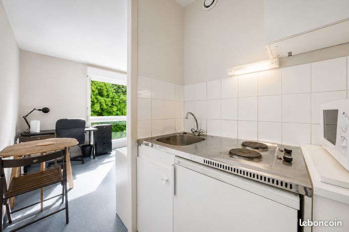 Studio 1 pièce 20 m² — 3
