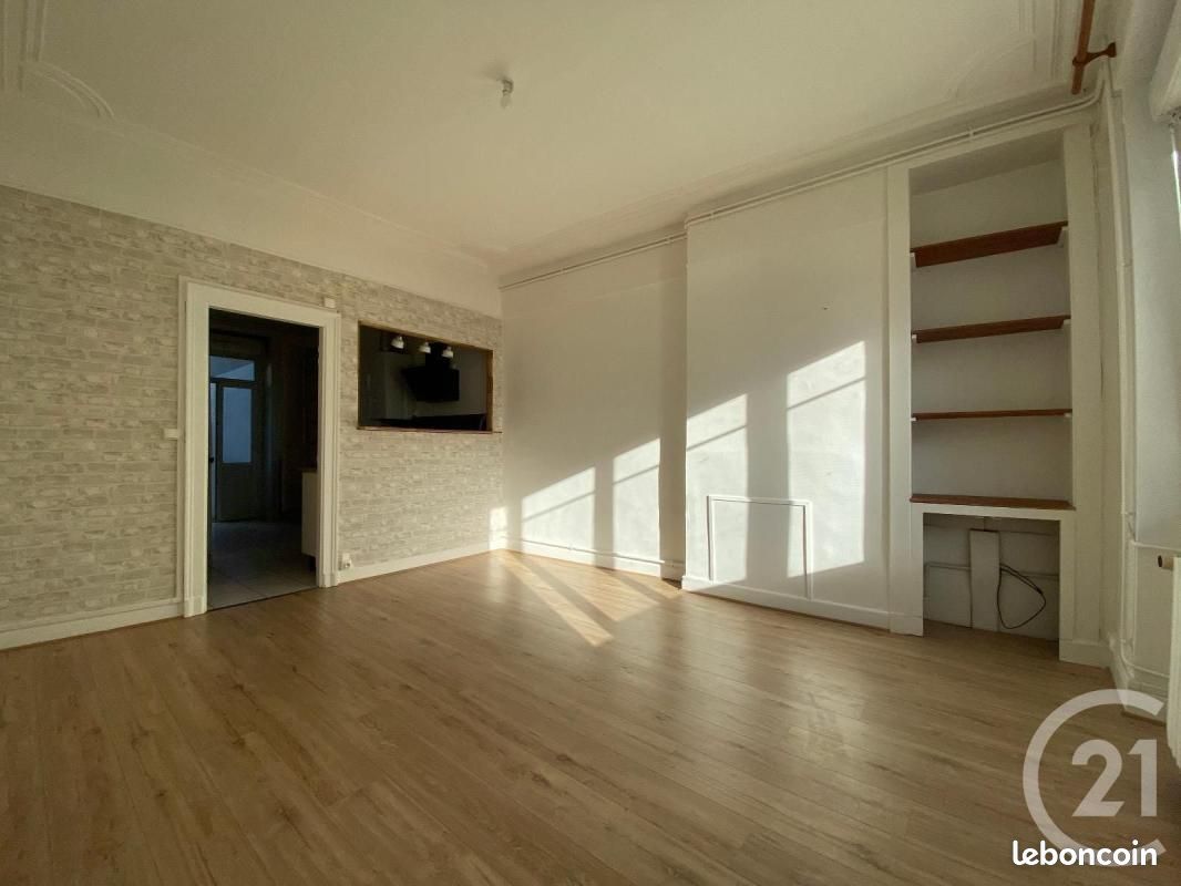 Maison 4 pièces 93 m² · à Châteauroux · 93 m² · 655 €