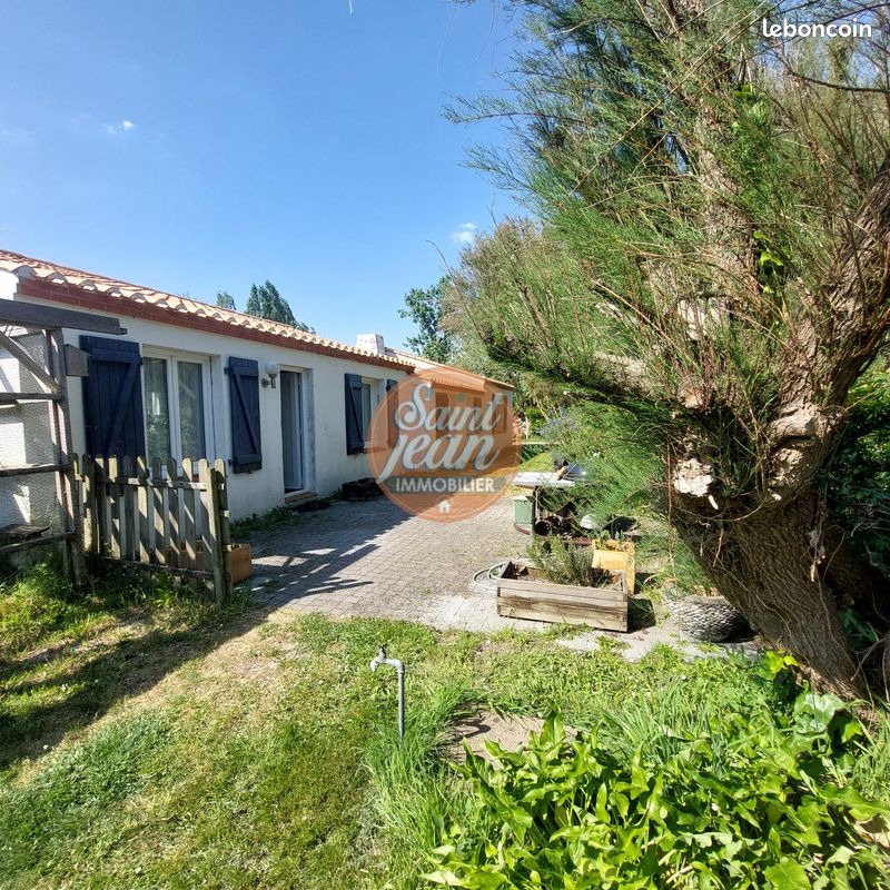 Maison 4 pièces 91 m² · à Le Perrier · 91 m² · 243 000 €