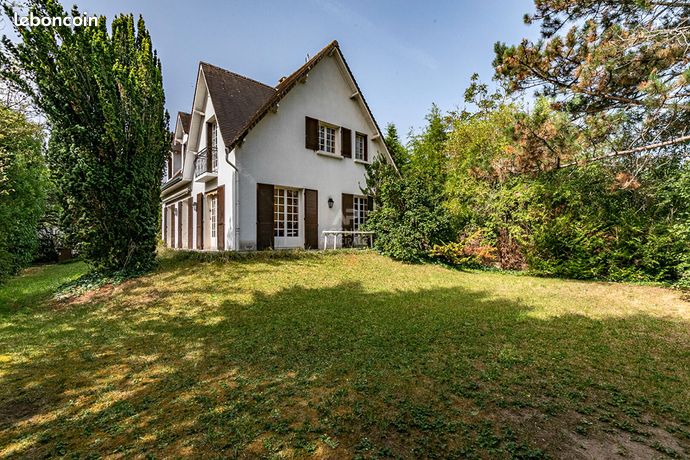 Maison 6 pièces 162 m²