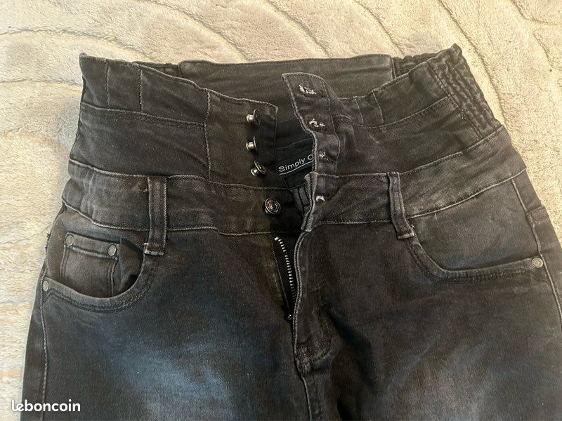 Jeans noir délavé femme t.42 (image 2)