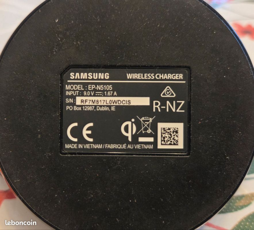 Chargeur téléphone sans fil Samsung EP-N5105 (Qi) Très propre